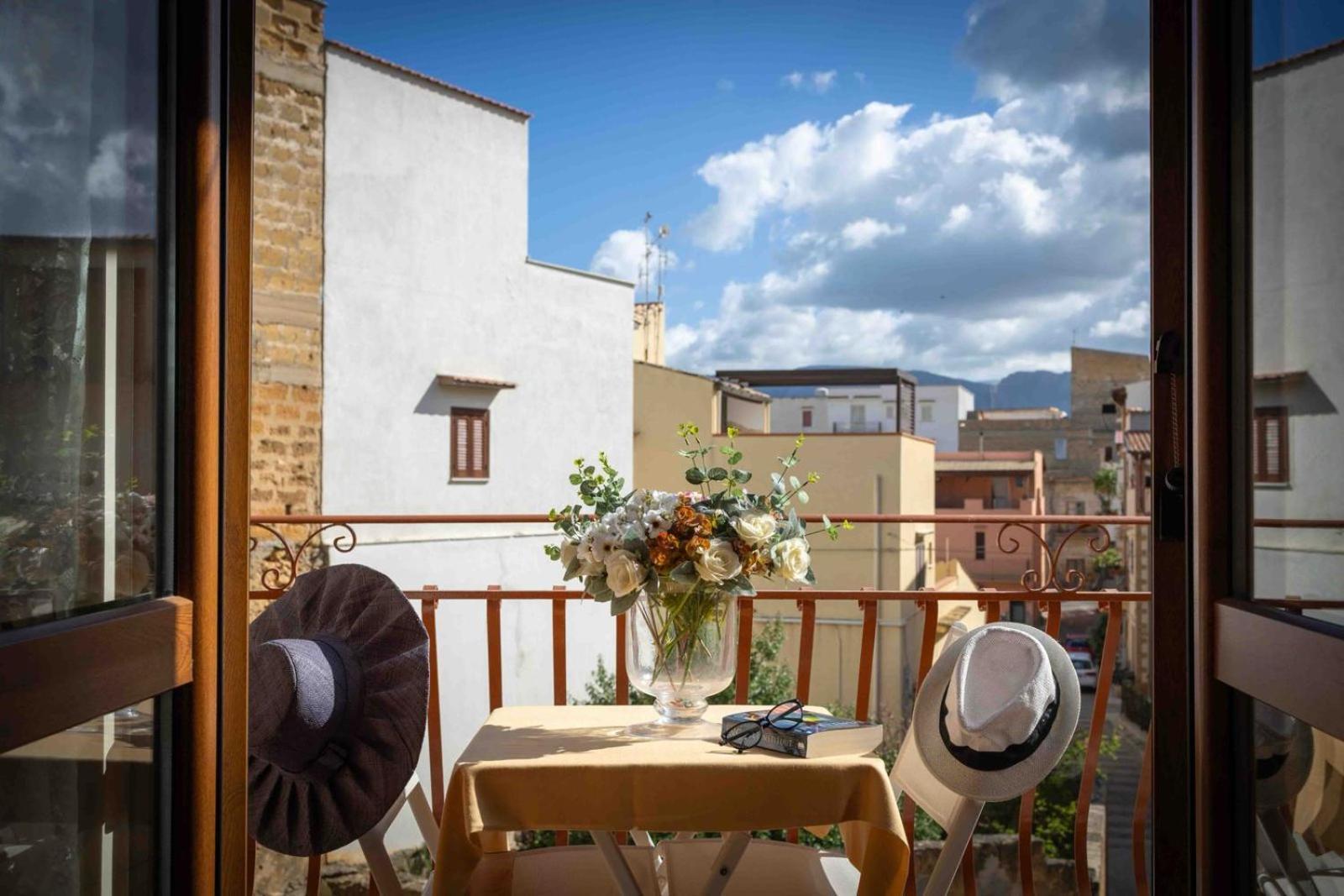 Sunshine Apartments Trappeto  Exterior photo